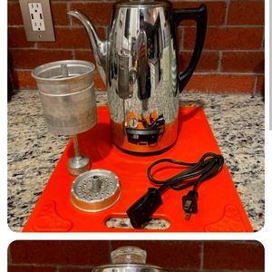 Universal coffematic vintage perculator.